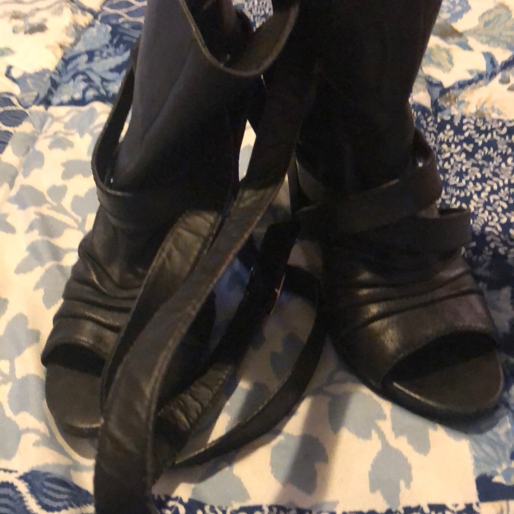 Steve Madden high heel shoes